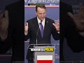 RADOSŁAW SIKORSKI ZASKOCZYŁ NA KONFERENCJI PRASOWEJ. “SZCZĘŚĆ BOŻE!” | OnetNews