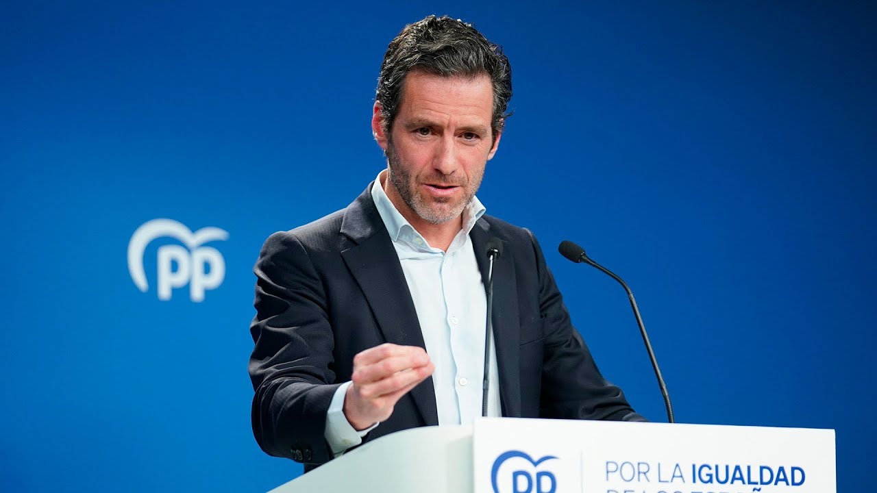 Borja Sémper ofrece una rueda de prensa - YouTube