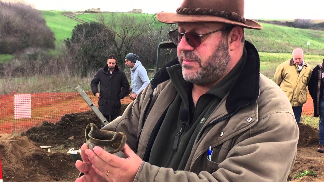 A Vulci scoperta tomba risalente all'ottavo secolo a.C., stava per essere violata