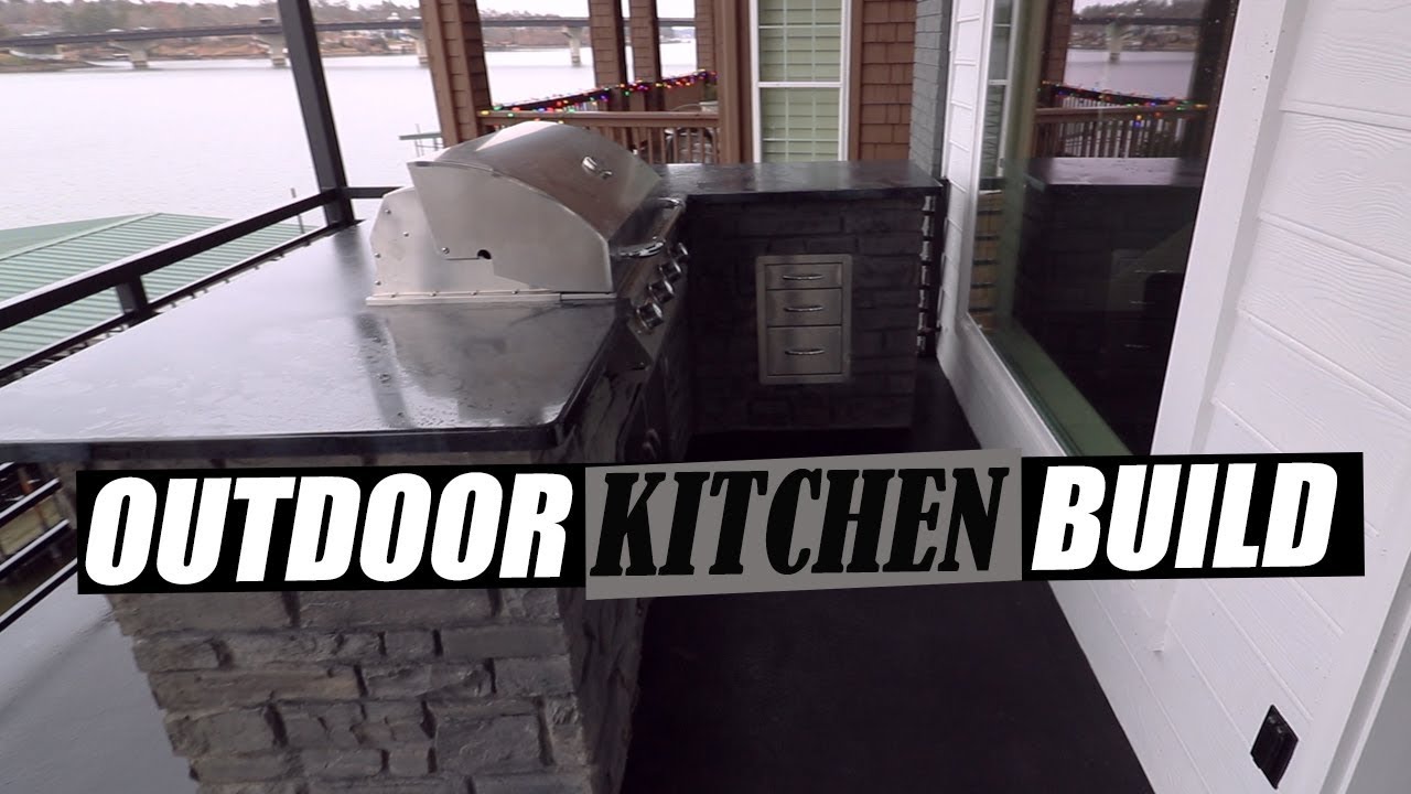 OUTDOOR KITCHEN BUILD IN (3)  1/2 DAYS. INSTALLED ON SECKND STORY BALCONY.