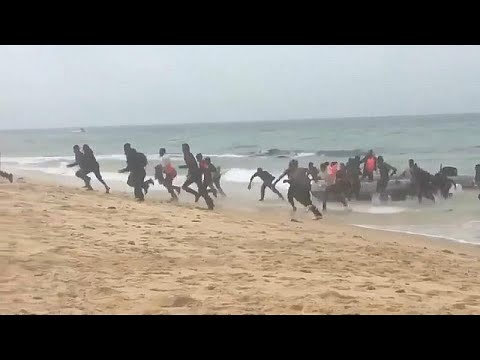 فيديو: ما المهاجرون الذين ذهبوا إلى جزيرة أنجيل؟