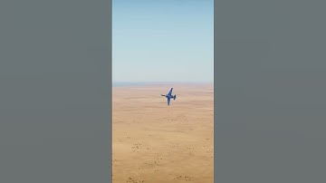 SU 25 RAIN OF BOMBS!