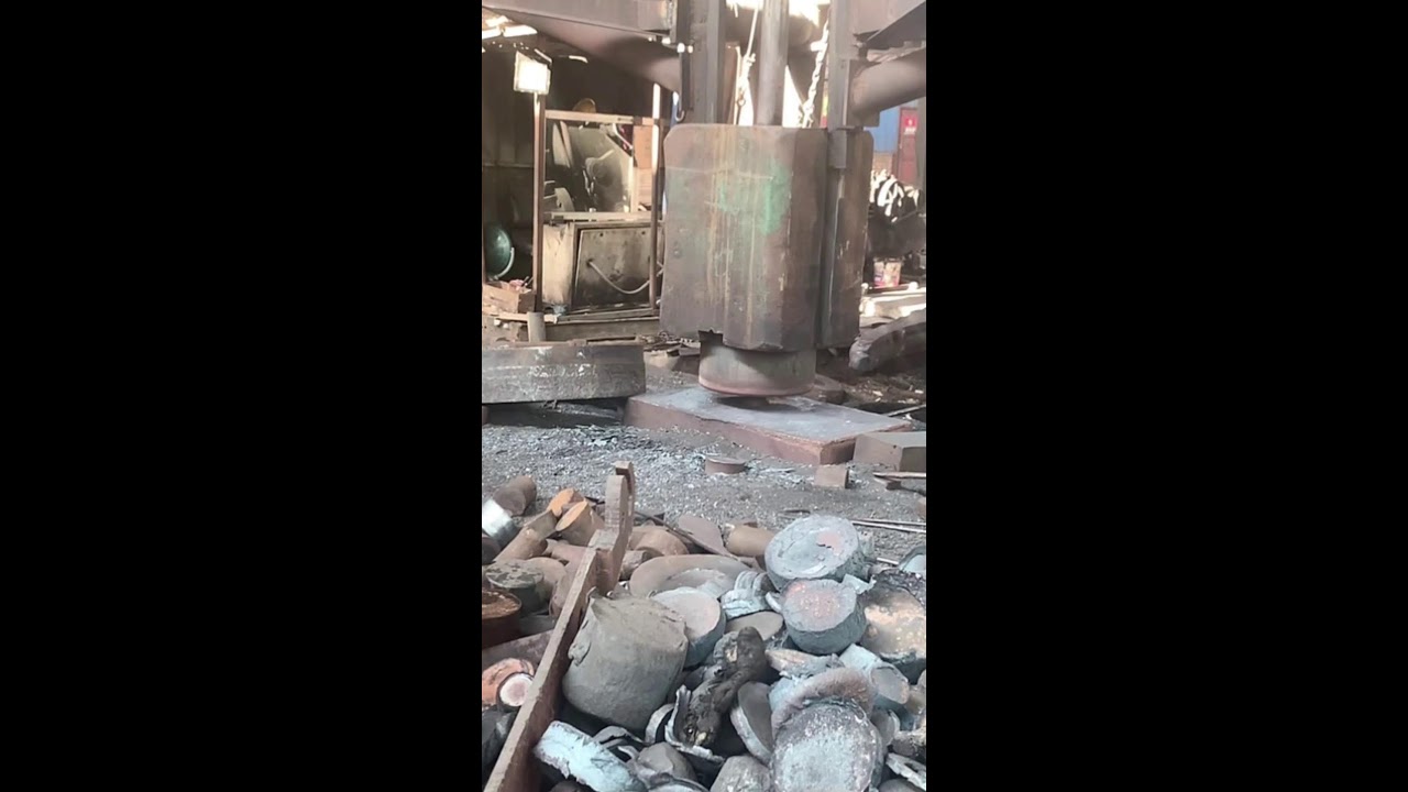 LIVE: Immersive Forging Experience