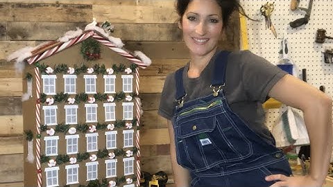 How I made a Gingerbread Alcohol Advent Calendar from CARDBOARD BOXES. Customizable!