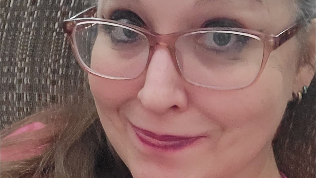 A Day In the Life of Lyssa (with subtitles) 4/5/23 - Jenna DID