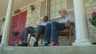 Bond between mail carrier and 80-year-old is a lesson in compassion