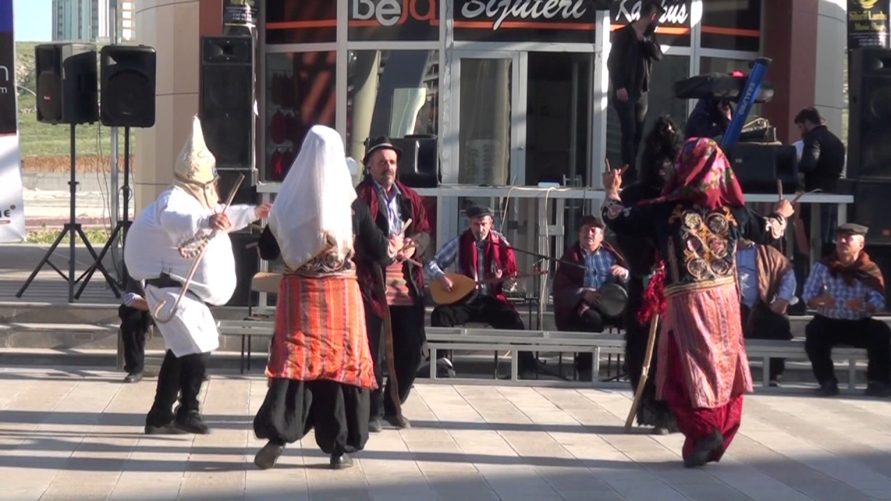 KMÜ'de Ney Dinletisi ve Taşkale Seyirlik Oyunları