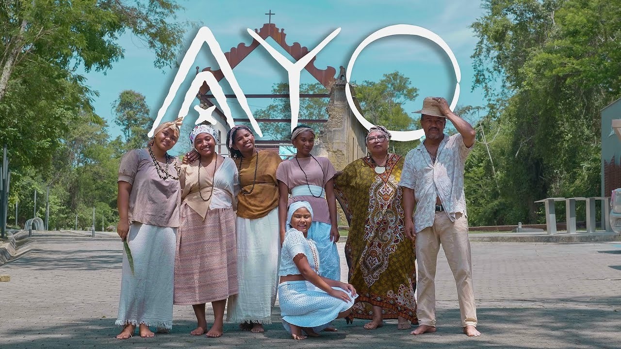 AYO  -  A BONEQUINA DO QUEIMADO