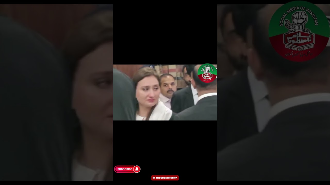 Malika Bukhari with Imran Khan | Social HUB