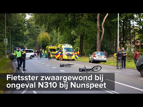 Fietsster zwaargewond bij aanrijding N310 Elspeterweg Nunspeet - Elspeet - ©StefanVerkerk.nl