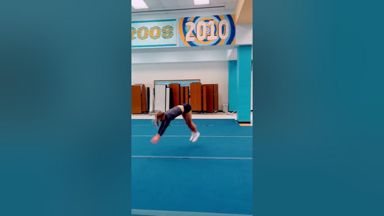 Tumble Pass! round off, whip, double back handspring to a tuck YouTube