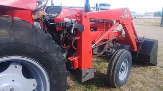 20181026 Tractor Massey Fegusson 261 con Pala