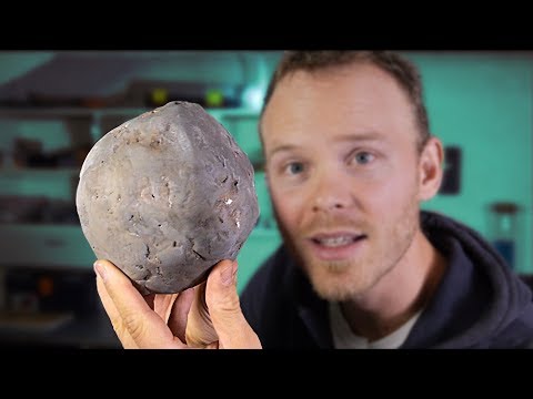 PARODIE !!! J'ouvre la géode la plus précieuse du monde ! [ft. Les Frères Poulain] - PARODIE !!! J'ouvre la géode la plus précieuse du monde ! [ft. Les Frères Poulain]
