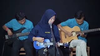Download Lagu Alan walker - lily Cover Fera Chocolatos MP3