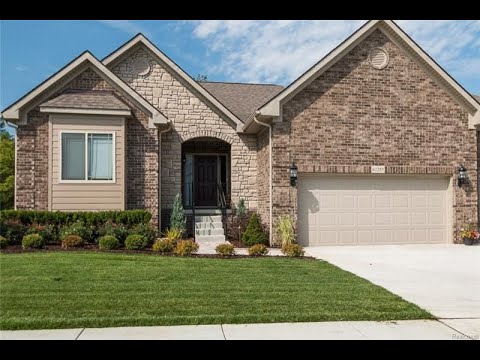 38578 Blueberry Ct, Clinton Township, MI home video tour