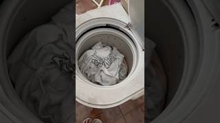 Easiest Way To Wash Clothes.