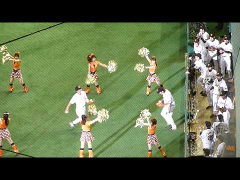 2010セリーグ開幕戦　ジャイアンツ選手入場