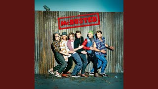Video thumbnail of "McBusted - 23:59"