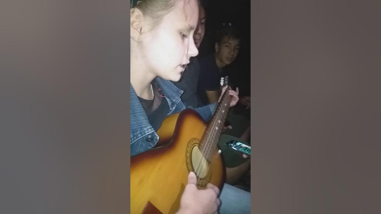 Песня детство поет девушка. Районы кварталы поёт девочка. Песня детство поет девушка. Песня детство поёт девушка. Анна мацюк поёт девочка.