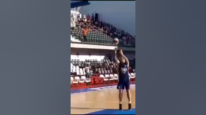 Dodik izašao na zagrijavanje pred  utakmicu između ekipa "Igokea veterani" i "Prijatelji veterani"