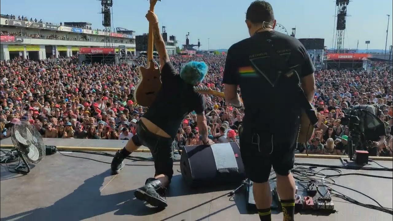 NOFX - Kill All The White Man live at Rock Am Ring, 04th June 2023 NOFX - Kill All The White Man live at Rock Am Ring, 04th June 2023