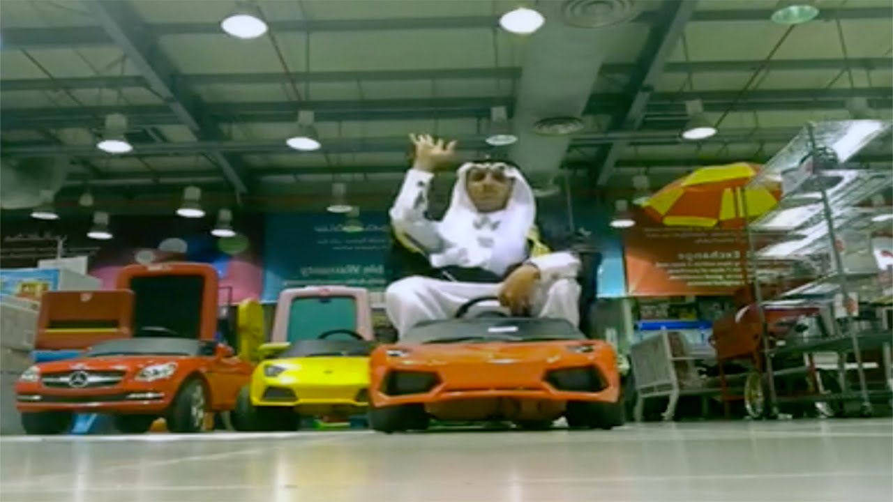 استهبال السفاح داخل ساكو و محل ملابس ( متعب البروستد )