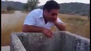 A man recites Surah Yusuf down a well