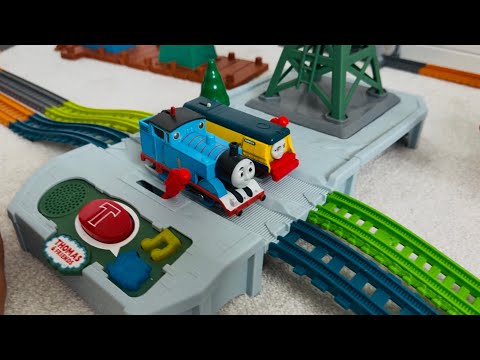 Thomas vs Rebecca race off!