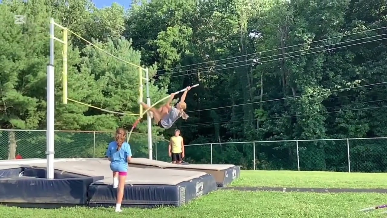 Summer 24’ pole vault camp!
