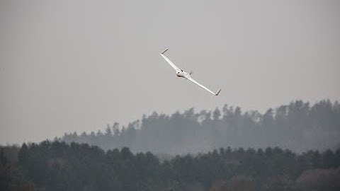 Skywalker X8 Flying Wing fully equipped FPV maiden flight