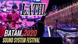 Superb !! LATHI By Angklung Republik Ngapak at Batam Sound System Festival 2020 at Ciptaland Beach