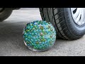 Aplastando Cosas Crujientes Y Suaves Canicas VS Rueda De Coche