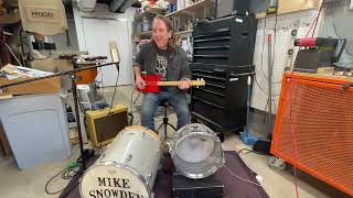 Cigar Box Guitar 3 String Thursday - Move It On Over - Mike Snowden