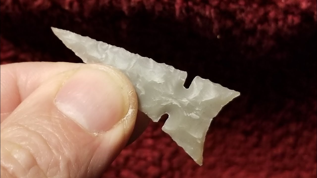 1045 - Part 1/2 Flintknapping Novaculite Side Notched Arrow Point