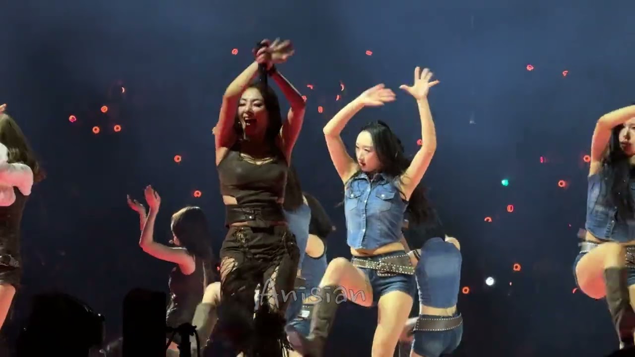 Hell in Heaven TWICE [트와이스] 2026 Fancam in New York Day 2 [260220]
