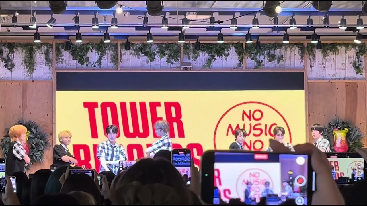 AHOF 1st Mini Album『WHO WE ARE』RELEASE EVENT IN JAPAN アリオ八尾 光町スクエア 