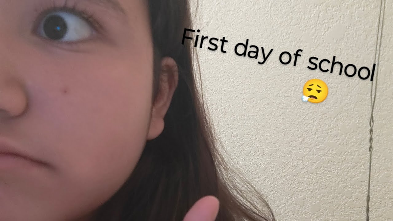 FIRST DAY OF SCHOOL 😀 - YouTube