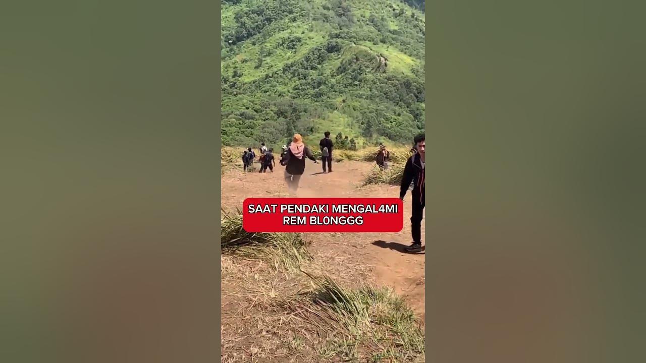 Tiati ya kakak jngn lari-lari. #music #thekidlaroi #stay #newmusic #song #outdoors #hiking #pendaki Tiati ya kakak jngn lari-lari. #music #thekidlaroi #stay #newmusic #song #outdoors #hiking #pendaki