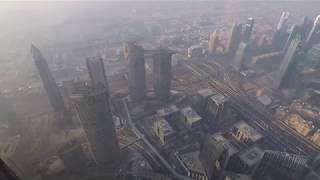 Dubai vista dall'alto: Burj Khalifa e Dubai Frame