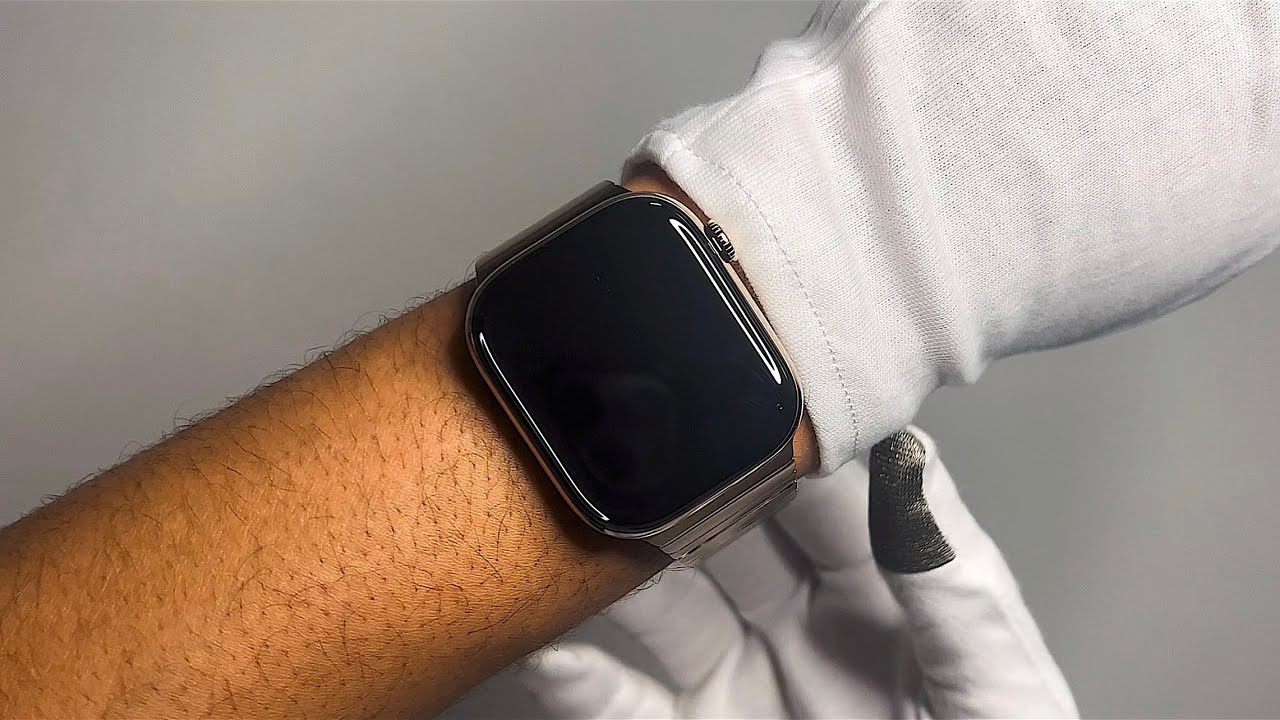 NEW Apple Watch Series 10 2024 Gold Edition - Unboxing In 4K ASMR - YouTube