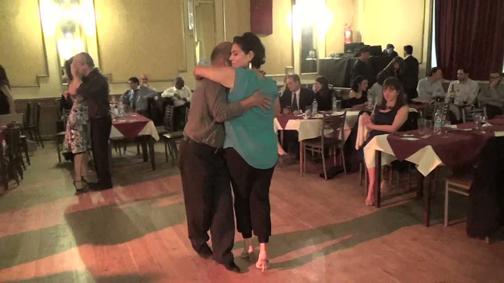 Walter Gonzalez dancing Milonga Lisa to DAgostino ...