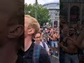 Wenn DEIN Song endlich gespielt wird … 🕺🎧credits: laskasz on tiktok #techno #loveparade #rave