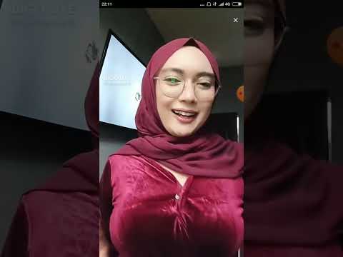 BIGO LIVE,Rere desah hot,tidak bisa menahan nafsu..