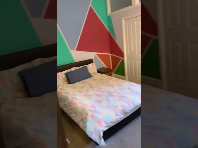 Video 1: Beautiful Georgian entrance