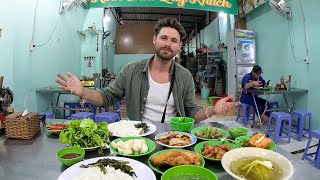 This is the meal you should be eating in Vietnam 🇻🇳