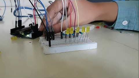 Membuat Rangkaian ADC dengan Potensiometer