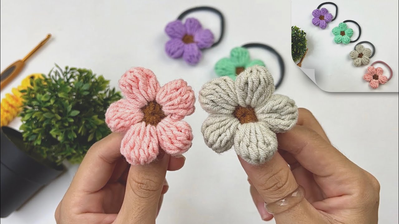 Easy Crochet Cute Daisy Scrunchies Tutorial 🌸| Daisy Hair Tie DIY