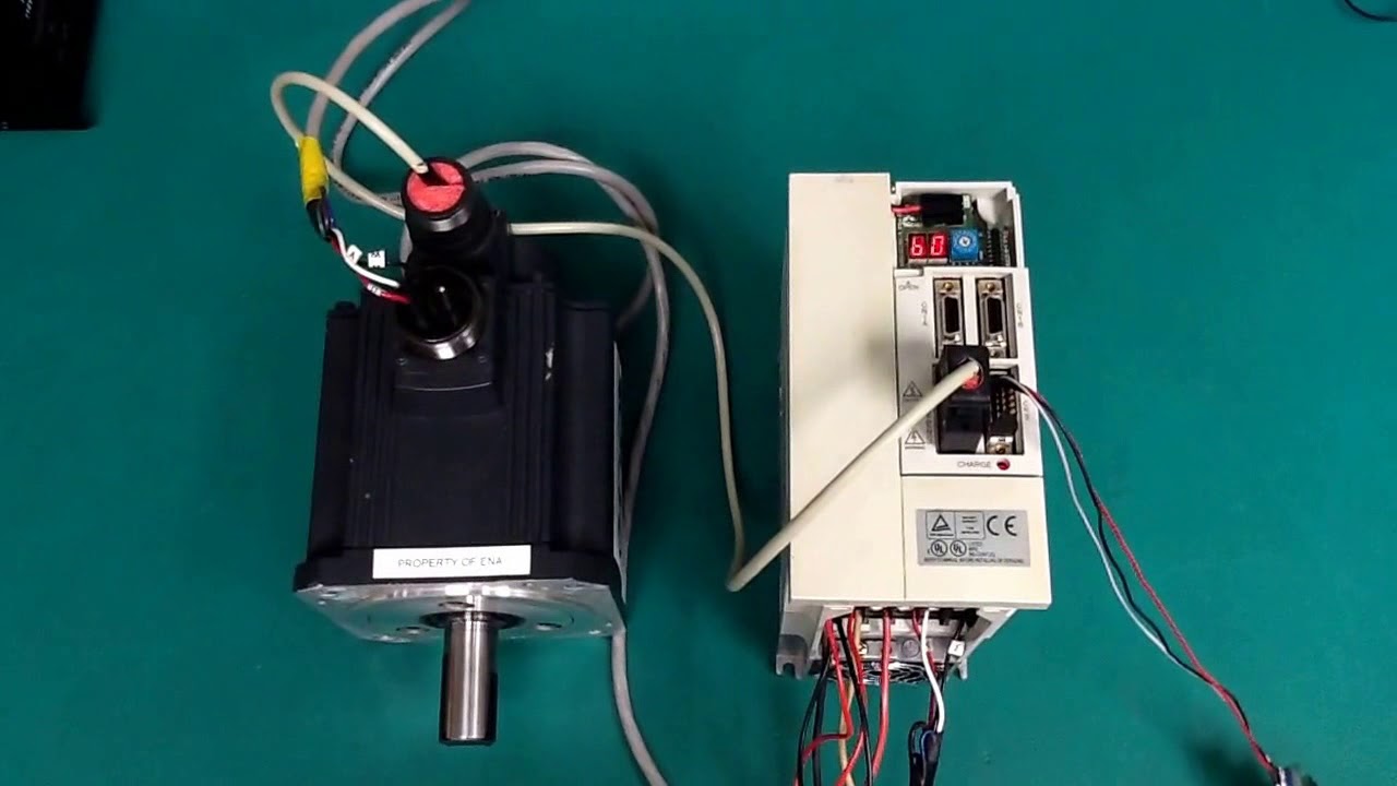 402944 - Mitsubishi Servo Drive - MR-J2S-200B - YouTube