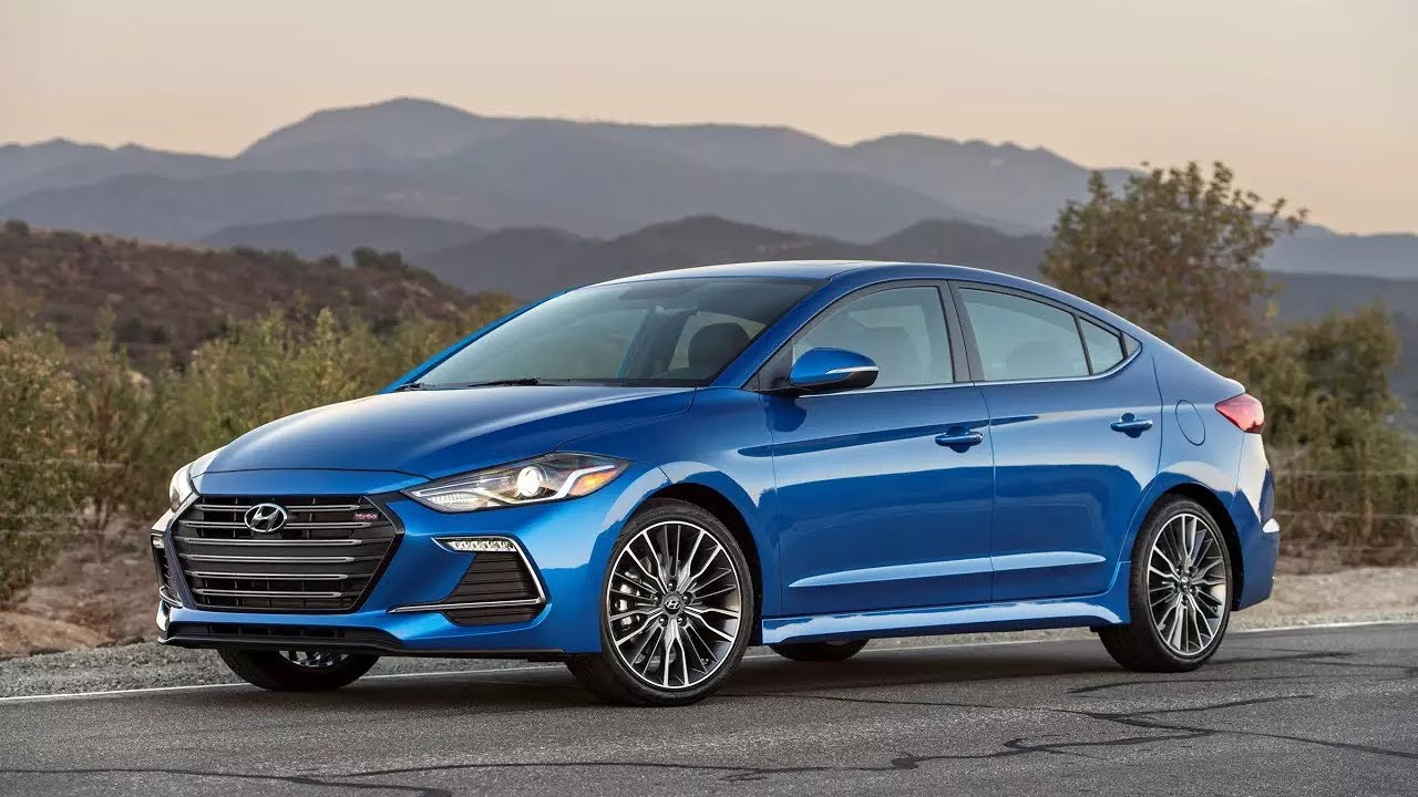 first impressions game Hyundai Elantra 2017 Car Review