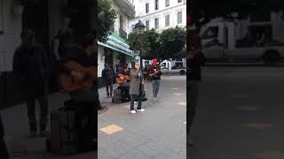 Ambiance Dans Les Rues d'Alger .